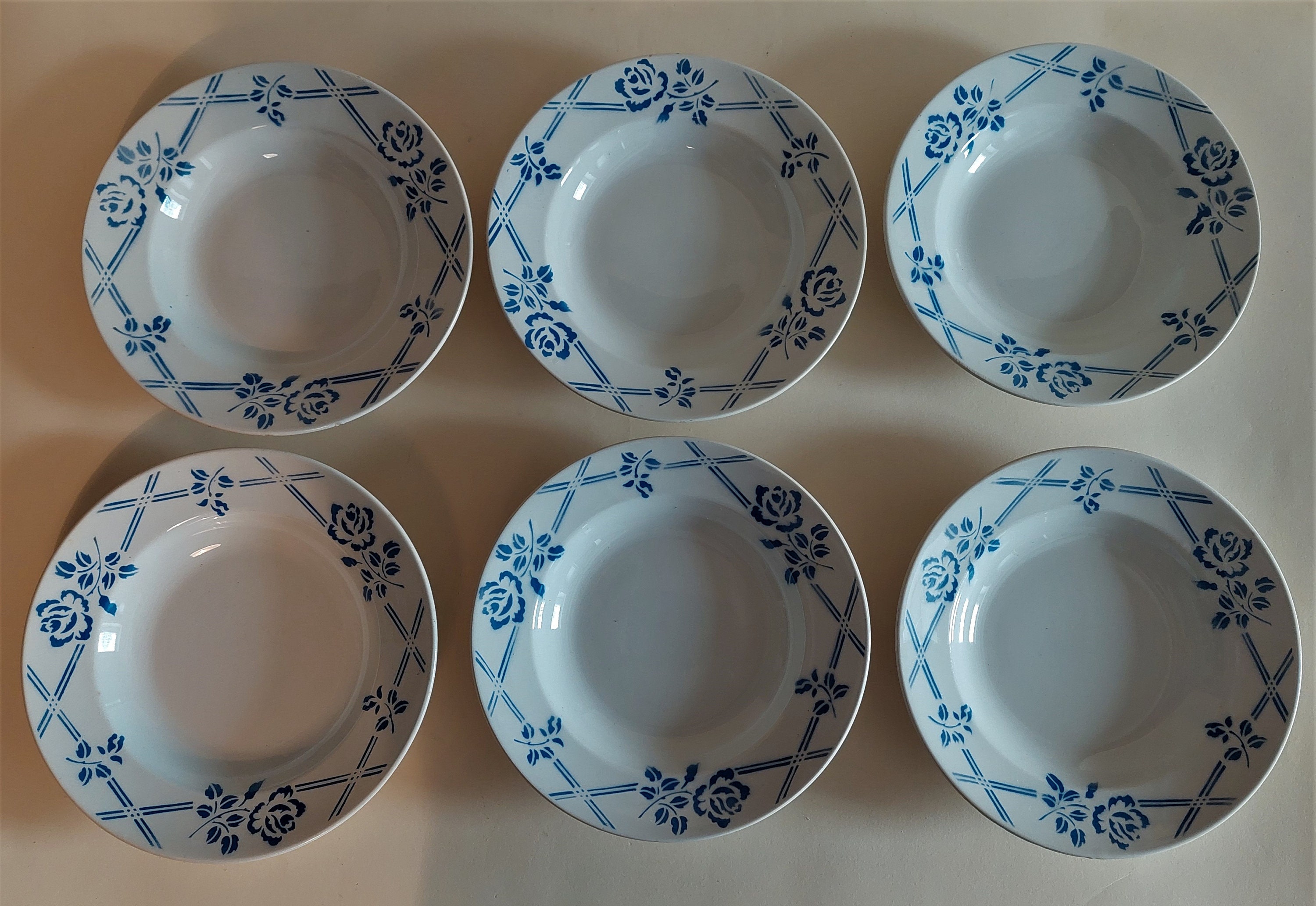 Millésime Français Série Majolique de Six Assiettes à Soupe en Orchies Moulin Des Loups