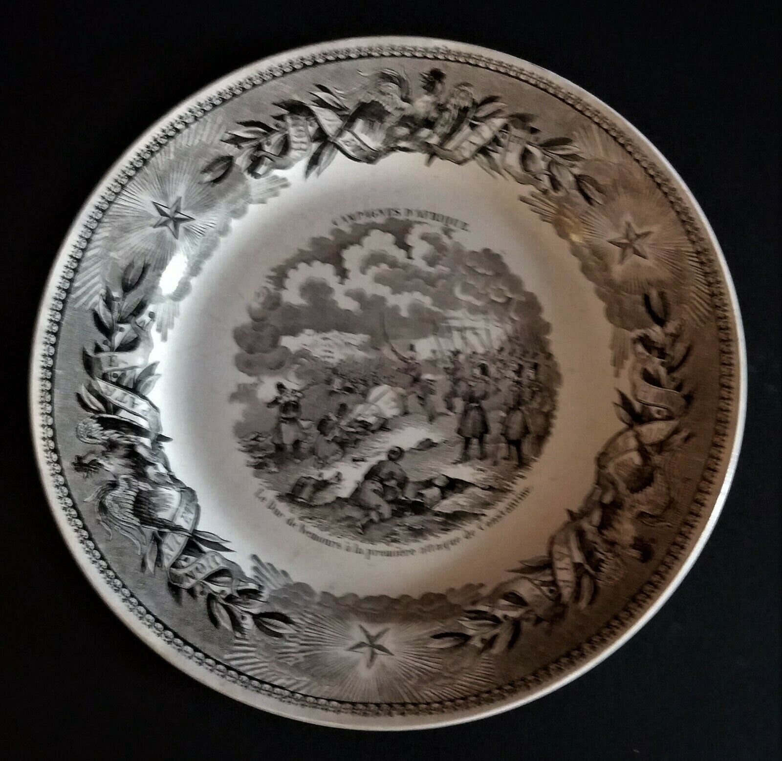 Assiette Parlante à Thème Montereau Campagnes d'afrique Second Empire