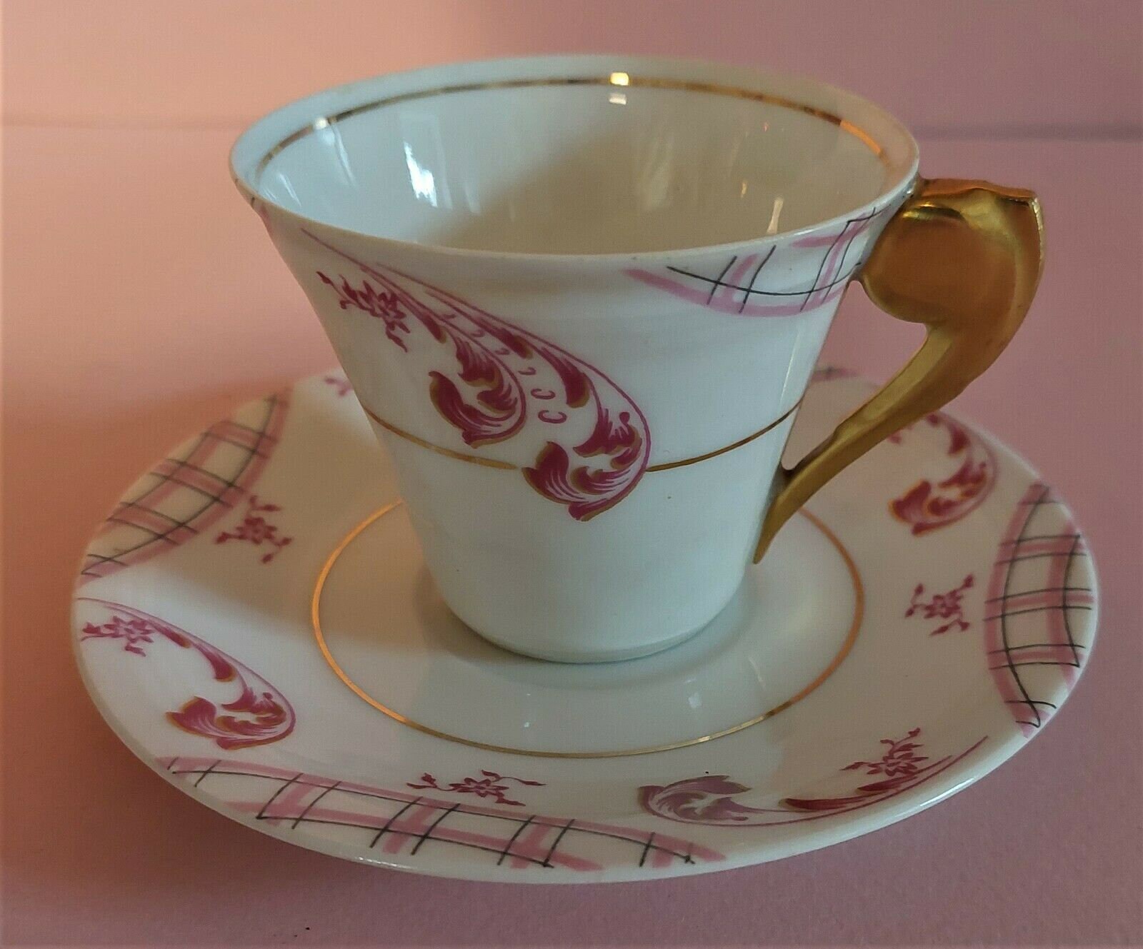 Tasse en Porcelaine de Limoges Mavaleix et Granger Art Deco