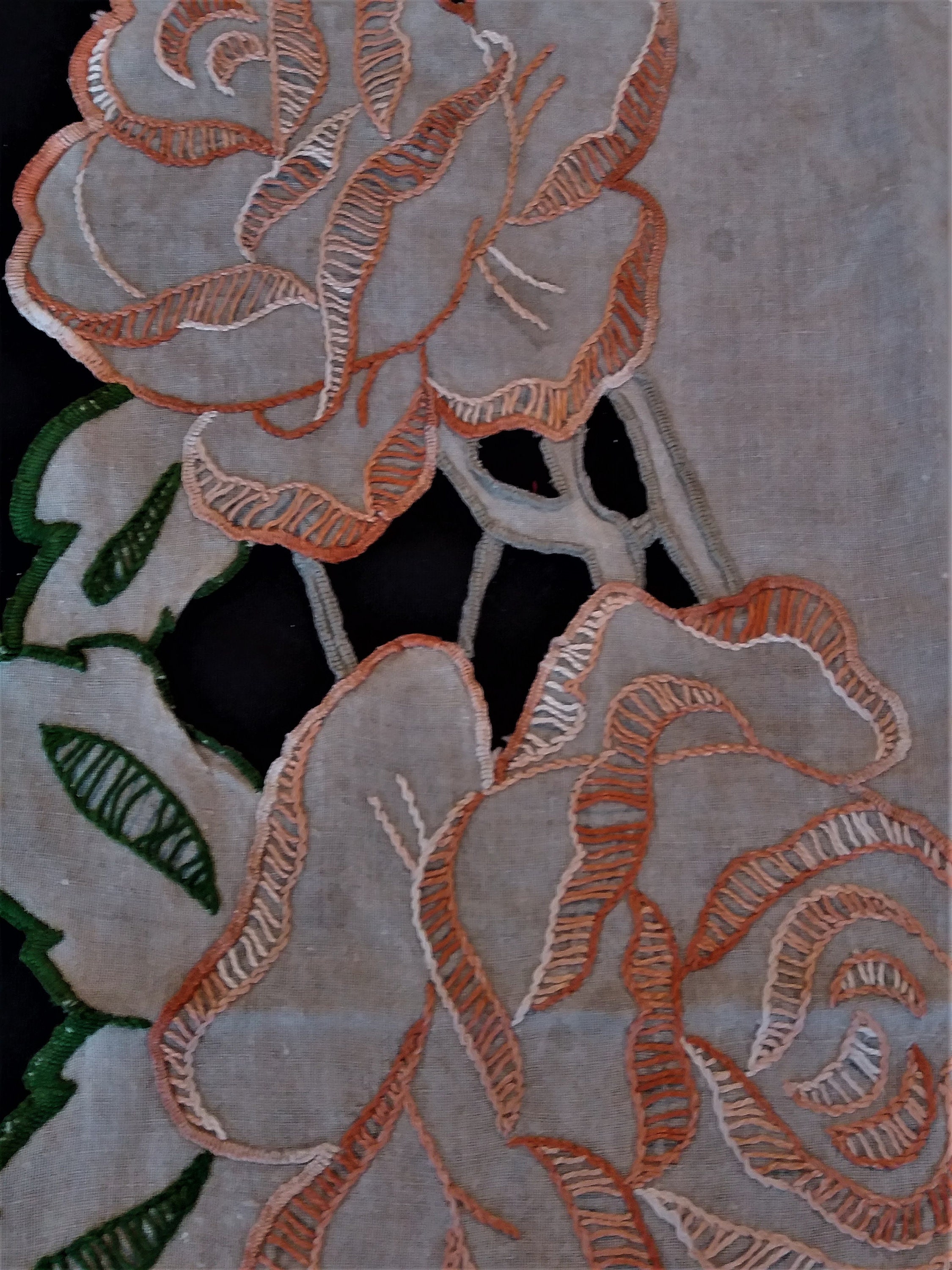 Broderie à La Main en Lin Français Antique Doily