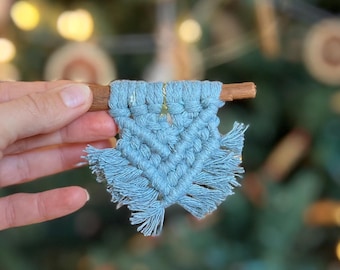 Cinnamon Stick Macrame Ornaments , colorful ornaments, bulk gifts,