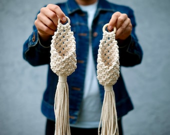 Handmade Macrame Plant Holder: Knotted Air Plant Pod