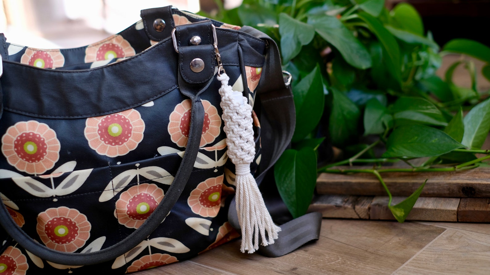 Macrame Lip Balm Holder Keychain Etsy