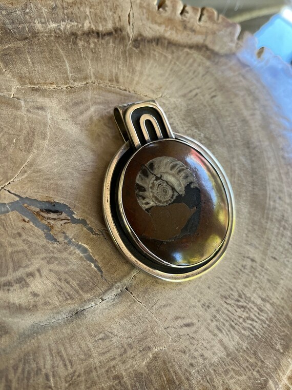 One Of A Kind Natural Ammonite Fossilized Conch S… - image 2
