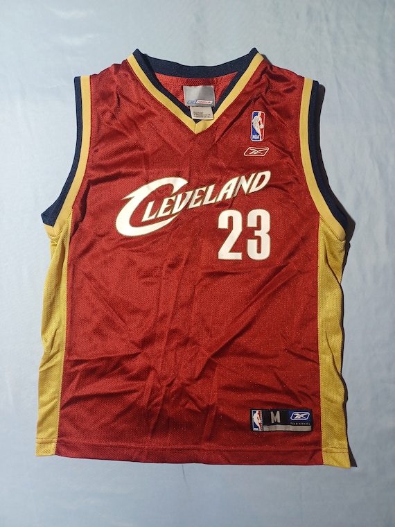 Vintage 2000s Reebok Cleveland Cavaliers LeBron J… - image 1