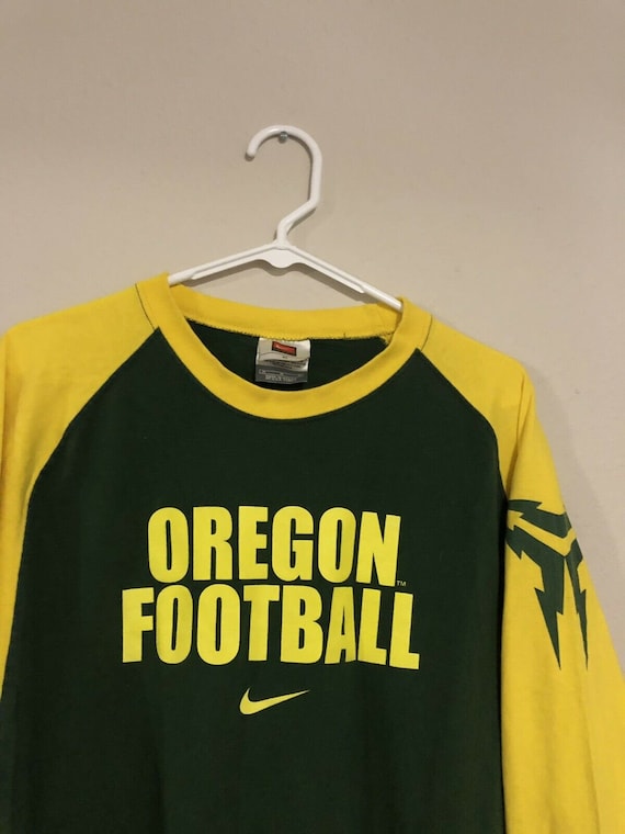 1990’s Vintage Oregon Football Team Long Sleeve N… - image 4