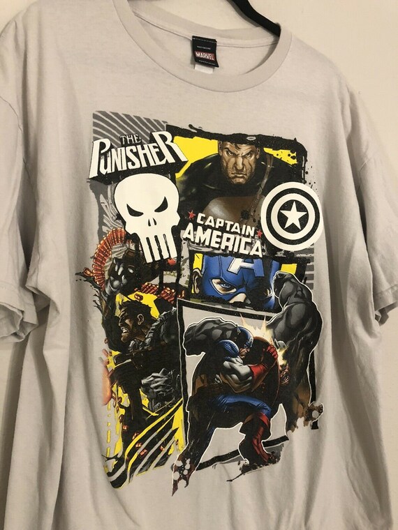 Early 2000s Vintage Marvel Punisher Captain Americ