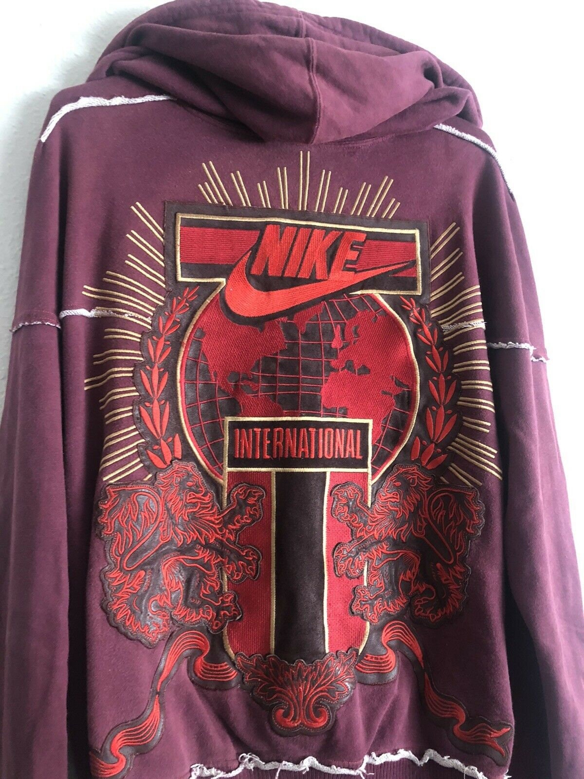 Nike hoodie limited edition online