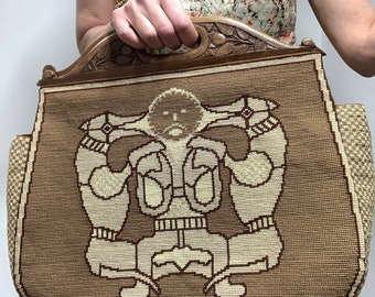 Bolso grande de tapiz vintage de diseño inusual, de lana marrón, con asa de madera y asas talladas, ¿1950?