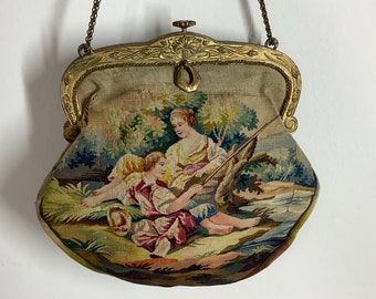 Tapiz antiguo para bolso, estilo austriaco de los años 20, con imágenes de temática pastoral y castillos figurativos.