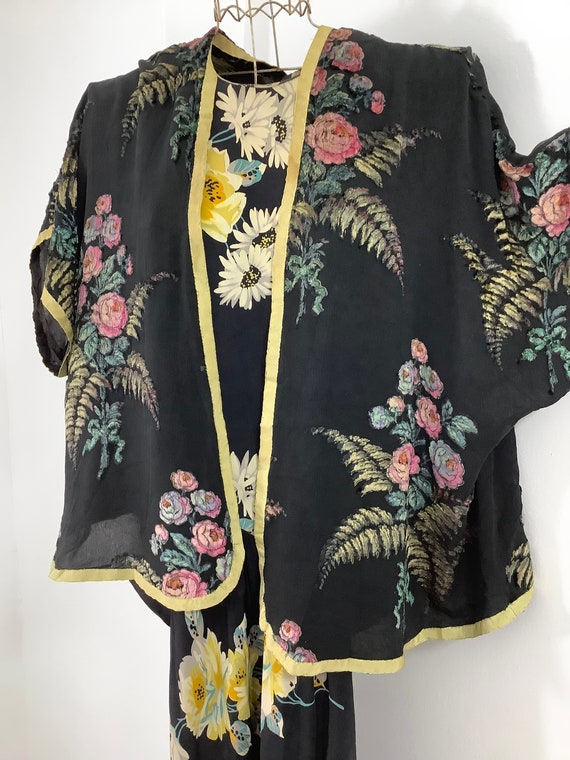 Antique 1920s- 30s blouse silk chiffon robe kimon… - image 8
