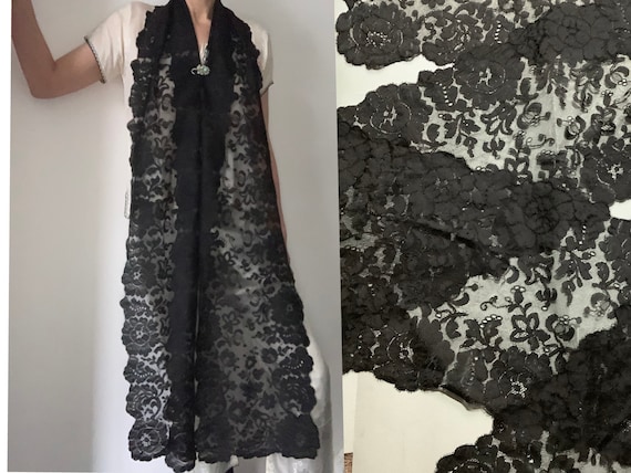 Vintage Victorian lace shawl stole wrap black lac… - image 1