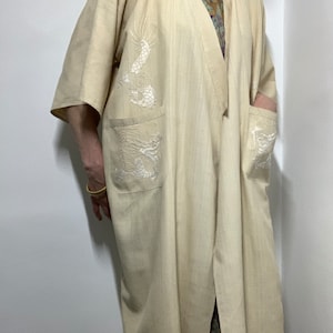 Antique 1920s raw silk kimono robe embroidered dragons pale cream oriental Asian Japanese style heavy thick silk boudoir lingerie