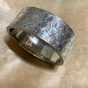 Antique silver plated Victorian cuff bracelet etched bangle hinged classic three leaf clover floral motif bracelet minimalist