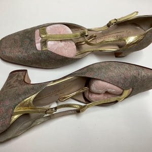 1920s lamé shoes by Debusschére of Bruges T bar leather shoes metallic size 6.5? Damask brocade shoes for women Antique