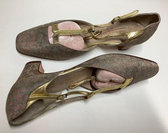 1920s lamé shoes by Debusschére of Bruges T bar leather shoes metallic size 6.5? Damask brocade shoes for women Antique