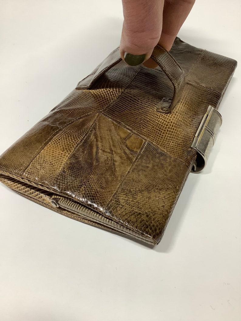 Bolso de mano vintage art déco de los años 30 con cierre cromado en piel, pequeño bolso antiguo. imagen 5