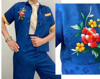 Vintage 1940s 1950s pyjama set oriental embroidered electric blue lounging pant suit trouser lingerie house rayon pjs lingerie