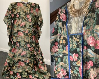 Antique Victorian robe. Floral tunic. Cotton botanical kimono.