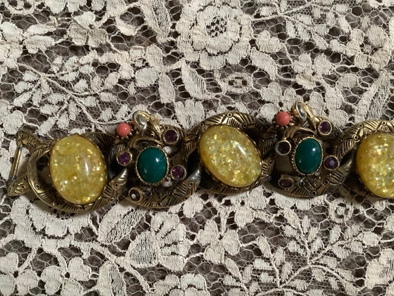 Vintage 1940s 50s chain bracelet lucite cab stone… - image 5