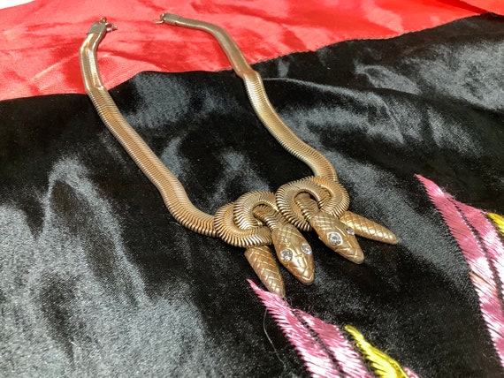 Vintage Art deco snake necklace, double headed ch… - image 5