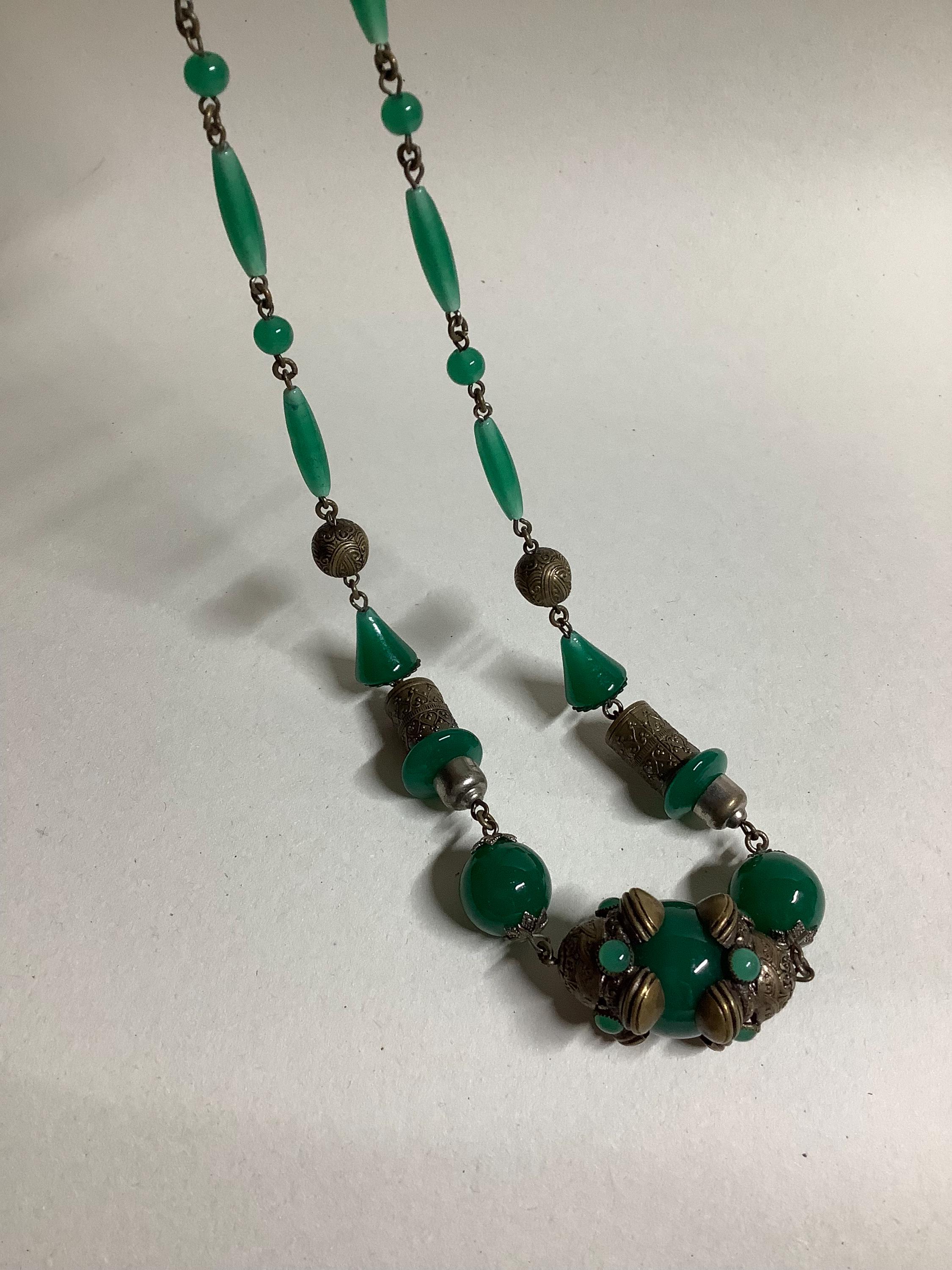Sautoir Ancien Perles Vertes Art Déco Vintage - Collier Long En Corail - Occasion