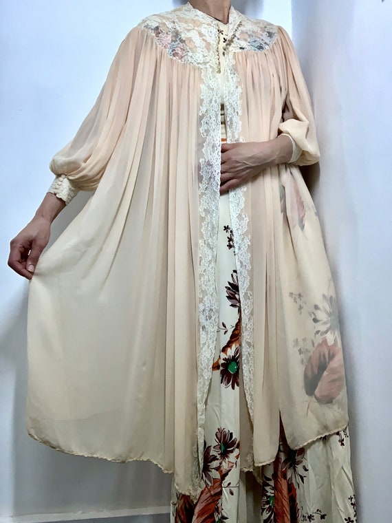 Vintage 1930s Silk Chiffon Robe Lace Peignoir Lingerie Lounge Wear  Trousseau Robe Antique 
