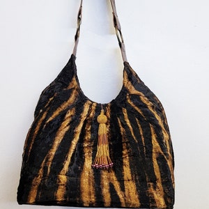 Velvet hobo