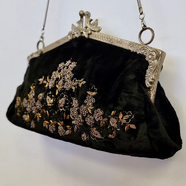 Velvet clutch