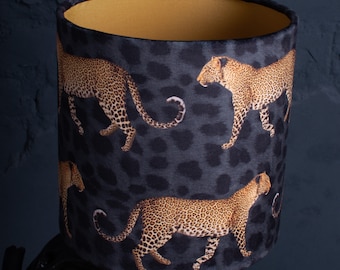 Lampenschirm aus Stoff, Samt Grau Leoparden, Leopardenmuster, Innen Polyester Gold