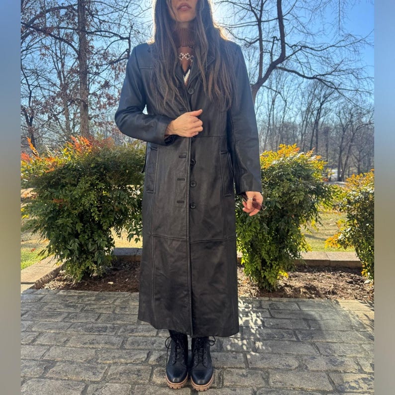 Gabardina de piel de cordero con botones de mantequilla de Free People, abrigo negro Penny Lane EUC imagen 8