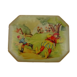 Chocolate box in lithographed sheet metal / Tom Thumb and the Ogre / Demaret chocolate confectionery / vintage tin box collection