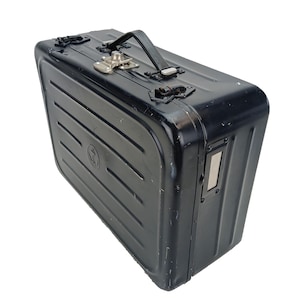 Vintage metal sailor suitcase / French Navy sailor suitcase / military travel case / Room decoration / luggage