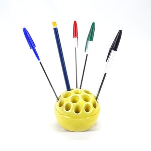 Keramik-Bleistifthalter / Blumenkugel / Innendekoration / Schreibtischdekoration / Stiftkarussell / getrockneter Blumentopf / Vase