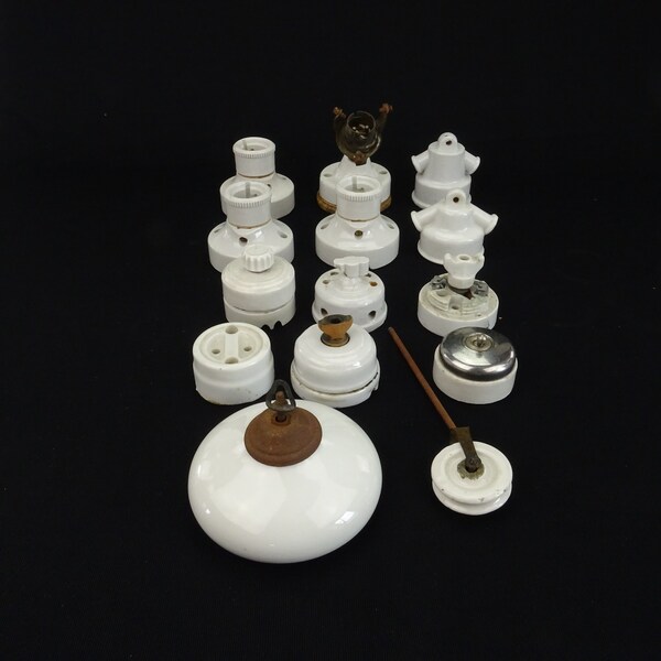 Lot of old porcelain socket switches for DIY and vintage decoration of rooms and old houses / DIY