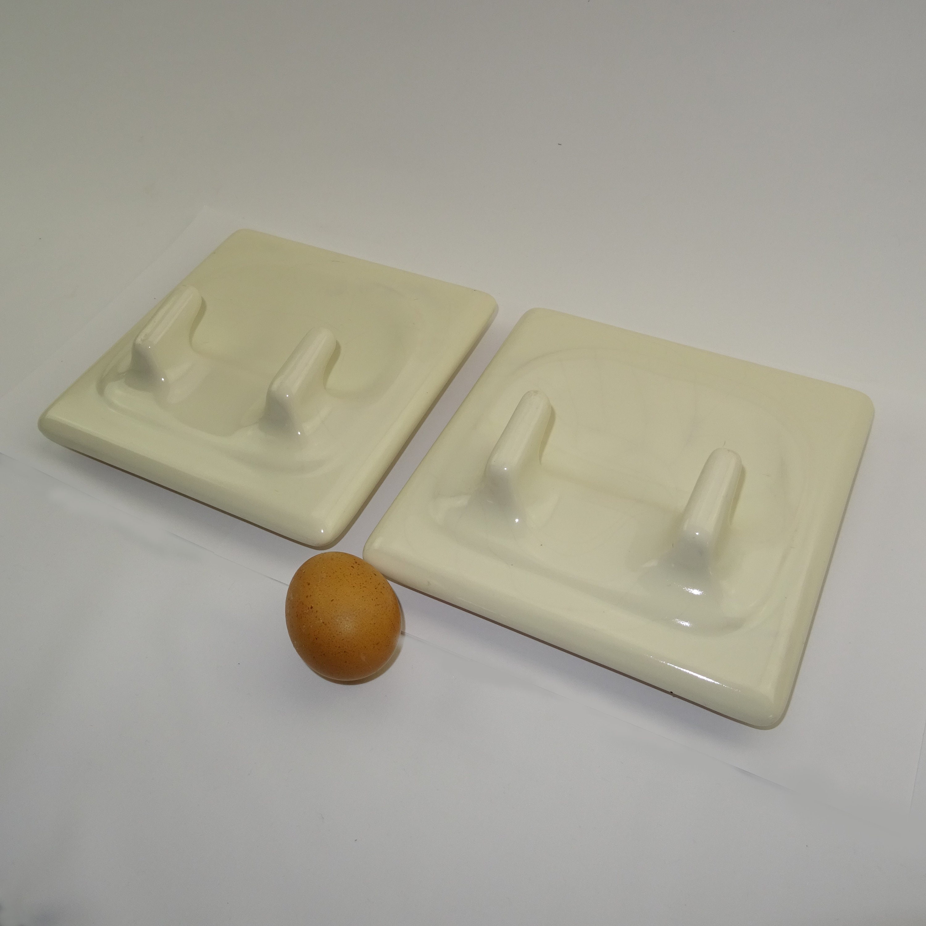 Old ceramic towel holder/ vintage bathroom decoration/ deco Etsy