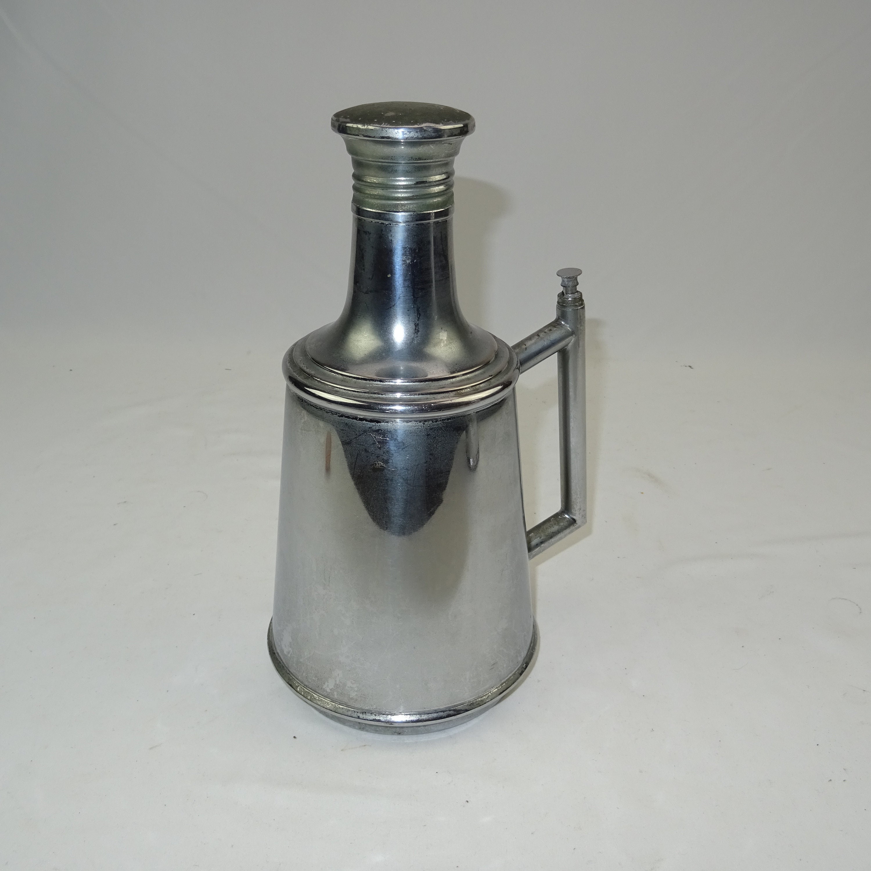 Poudrier ou Poudreuse à Piston de Barbier et Coiffeur/Accessoire Coiffure Vintage Décoration Salle B