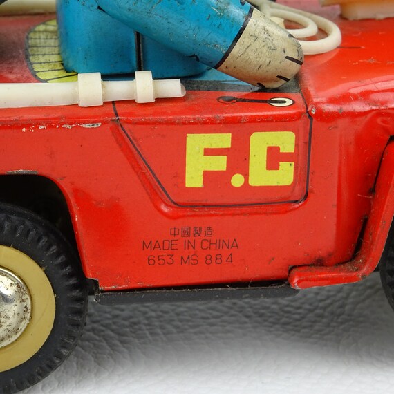 Ancienne Voiture JEP En Tôle Mécanique – Jouet Collection France – état D'occasion
