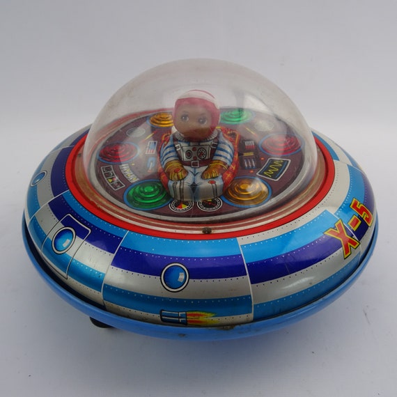 Flying Saucer Space Ship X 5 Masudaya Japan / Modern Toys Flying Saucer Space Ship X 5 Masudaya Japan / Modern Toys