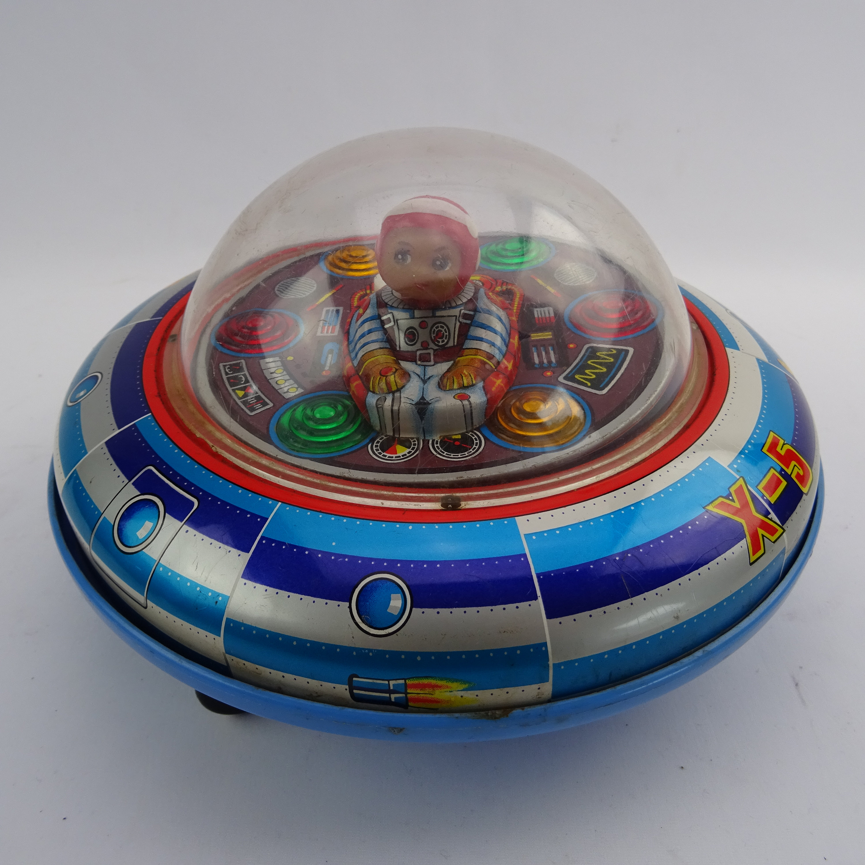 Flying Saucer Space Ship X 5 Masudaya Japan / Modern Toys Flying Saucer Space Ship X 5 Masudaya Japan / Modern Toys