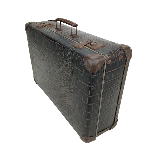 Valise en carton avec imitation peau reptile malle de voyage