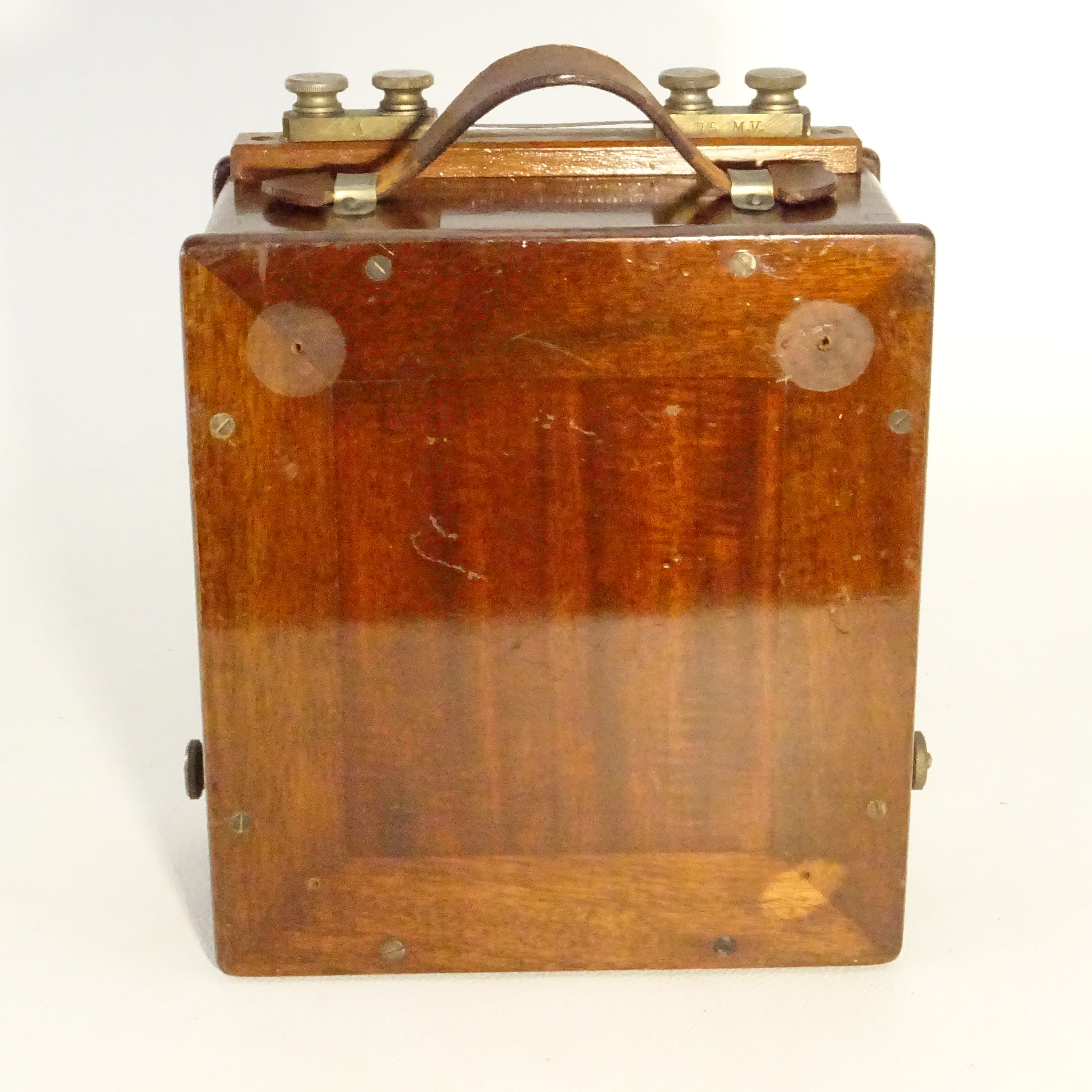 Voltmètre et ampèremètre spéciaux - Acier, Bois - Première Voltmètre et ampèremètre spéciaux - Acier, Bois - Première