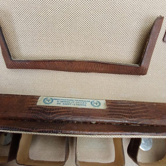 Valise de toilette Manufrance Art Déco vers 1935 cuir, nécessaire de barbier et accessoires, Saint-Étienne France – Valise de voyage barbier View 3