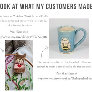 Puede incluir: Dos art&iacute;culos hechos a mano creados por propietarios de tiendas Etsy utilizando ilustraciones del artista. Un protector de agujas de madera con forma de gato que lleva un su&eacute;ter rosa y una taza de cer&aacute;mica azul con un dise&ntilde;o de gato con tem&aacute;tica de abejas.