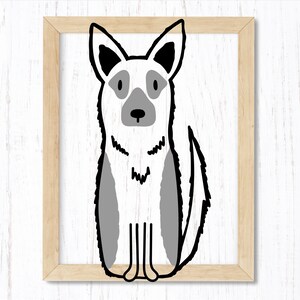 Puede incluir: Ilustraci&oacute;n en blanco y negro de un perro sentado, realizado con l&iacute;neas. El perro tiene manchas grises en su cuerpo. La ilustraci&oacute;n est&aacute; enmarcada en un marco de madera.