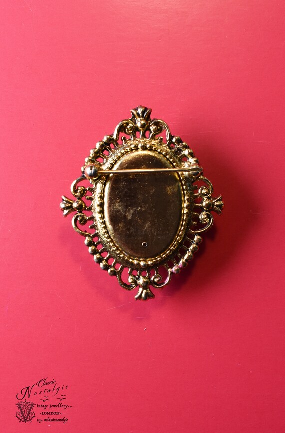 Vintage Avon Cameo Locket Brooch, Brooch, Victori… - image 8