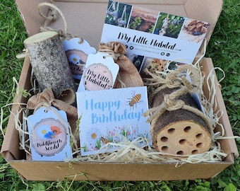 HAPPY BIRTHDAY Birds & the Bees gift set with Plantable card | Eco friendly | Bee hotel | Gardener gift | Wild flower seeds | Bird feeder |