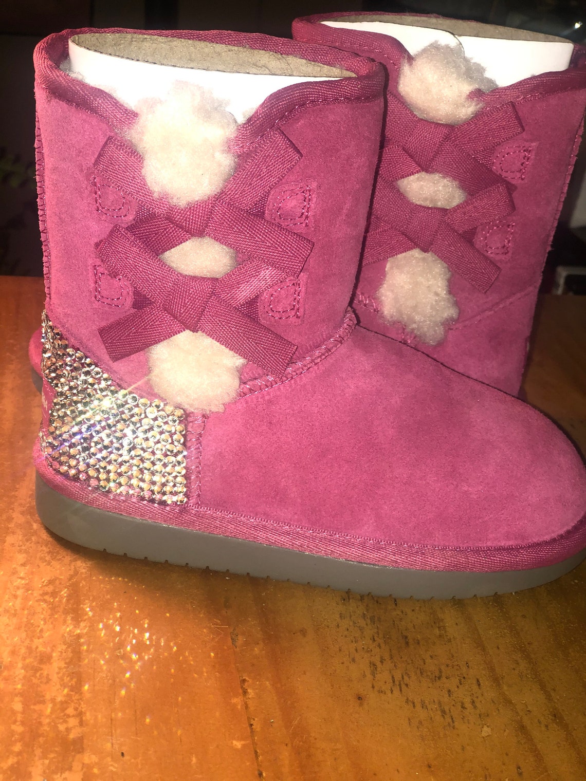 Size 11 kids pink bow Koolaburra by UGG | Etsy