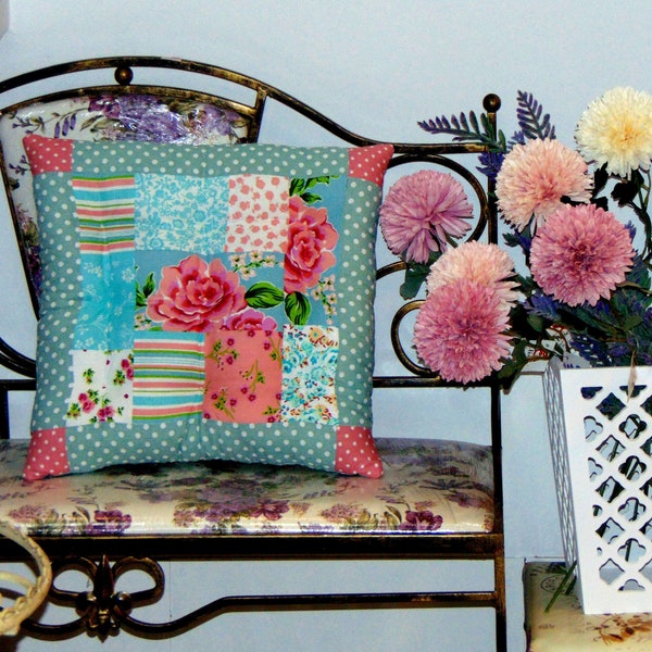 Easy quilt chair pad diy for beginners, scrappy patchwork squares cushion pdf tutorial, instructions on how to quilt pillow step by step