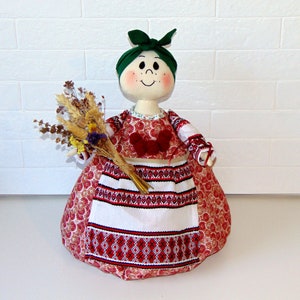 Folk doll teacozy - Kitchen decor doll, Ethnic tea cozy, Ethnic doll, Souvenir tea cosy, Embroidered iInternational doll, Doll tea cosy gift